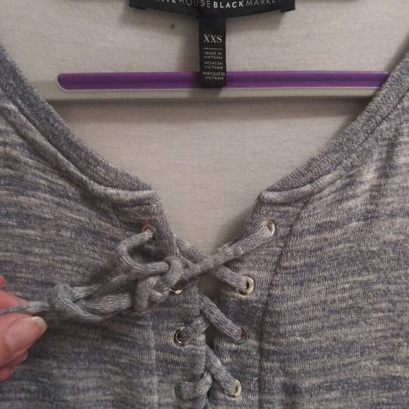 White House Black Market top - Picture 2 of 4